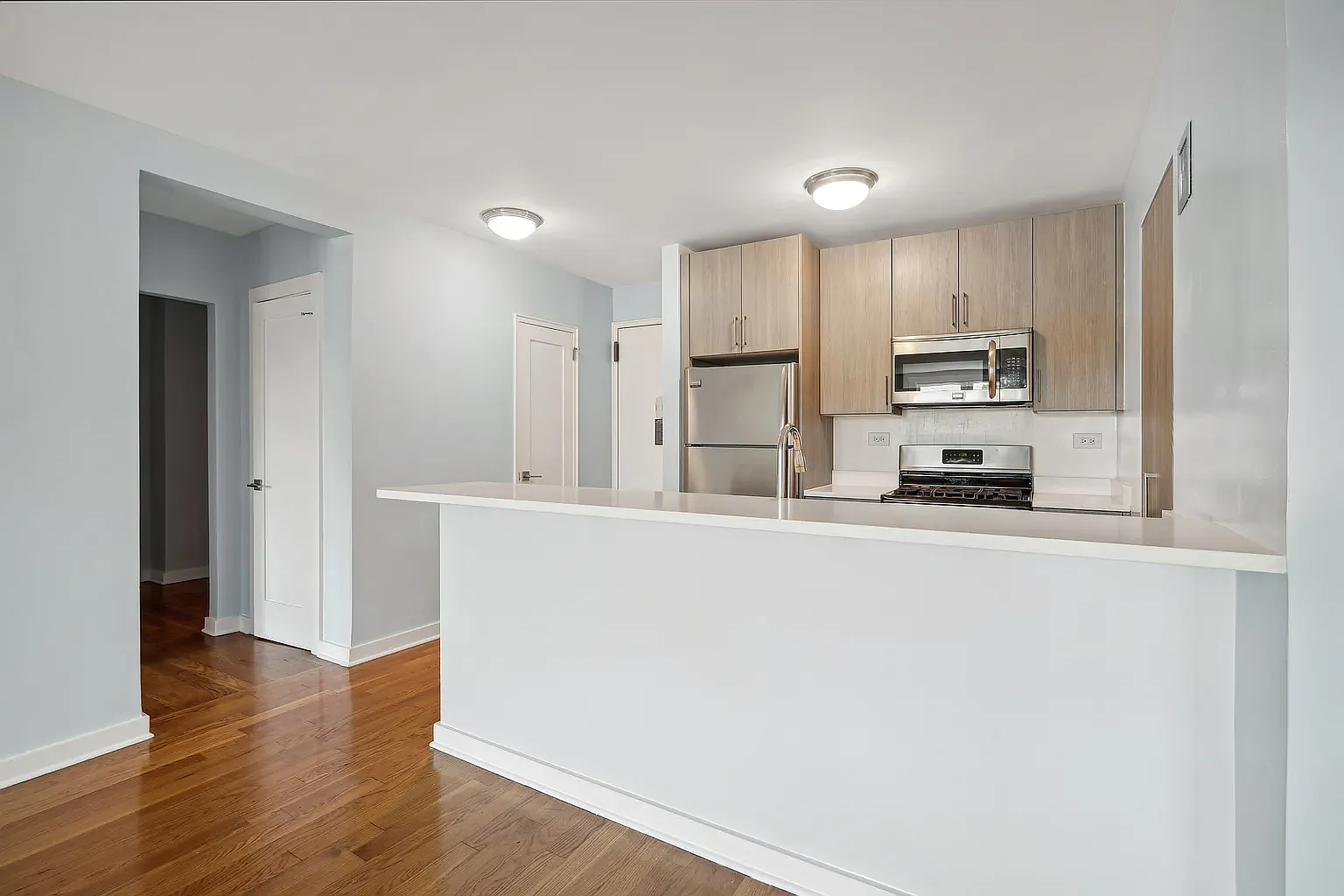 2160 Matthews Avenue — Photo 3