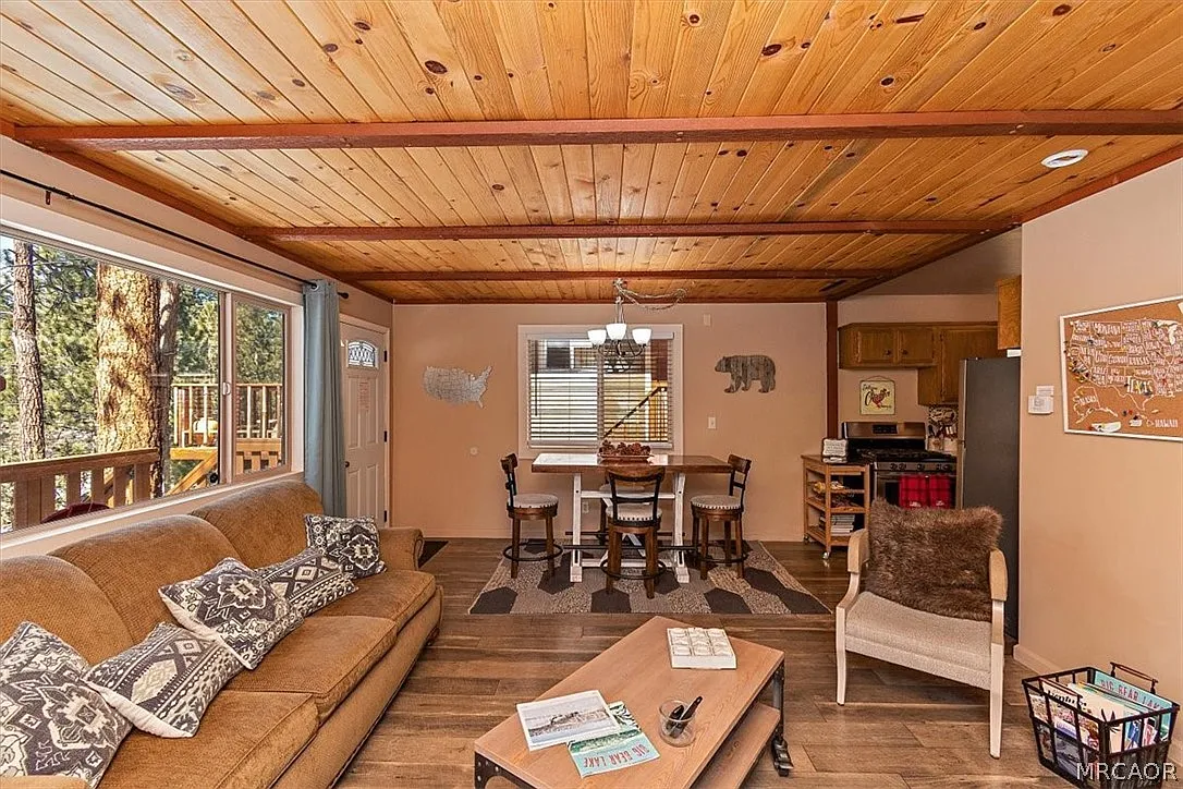 2 bed, 1.0 bath, 760 sqft, $1,650 — Photo 4
