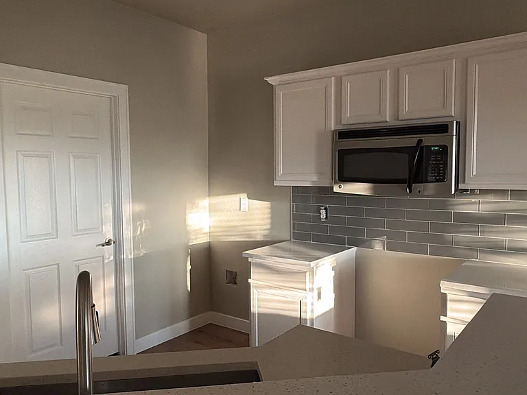 8621 Brunswick Dr — Photo 20