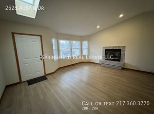 2528 Austin Dr, Springfield, IL 62704