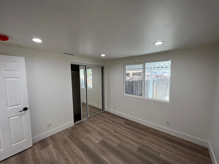 4568 W Rosamond Blvd #20 — Photo 14