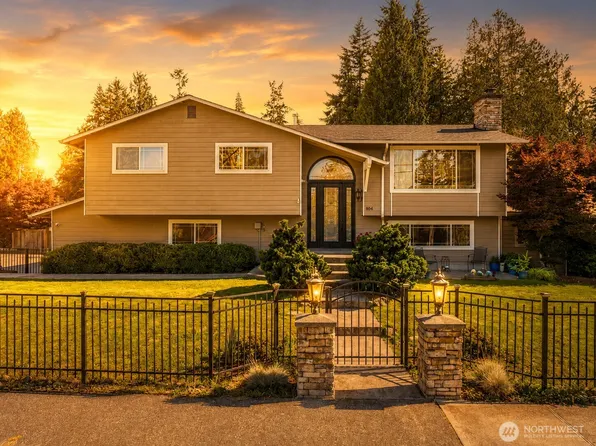 804 15th Street SW, Edmonds, WA 98020