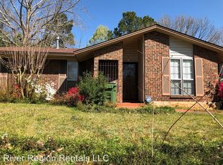 449 Glade Park Dr, Montgomery, AL 36109