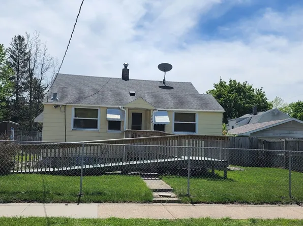 802 9th Ave SE, Austin, MN 55912