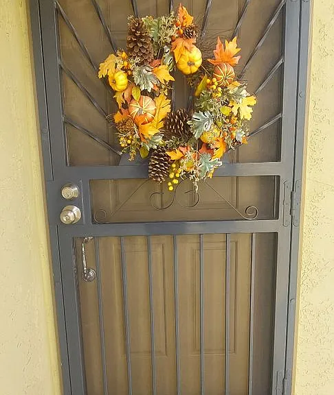 26477 W Ross Ave — Photo 2