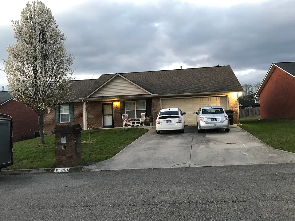 6729 Casa Bella Dr
