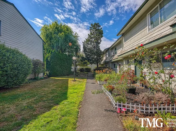 321 NE 105th St, Vancouver, WA 98685