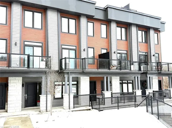 2 Willow St #34, Brant, ON N3L 0K7