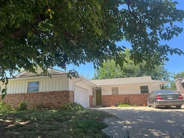 5613 NW 59th St, Warr Acres, OK 73122