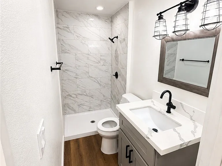 11151 Duncan Ave — Photo 15