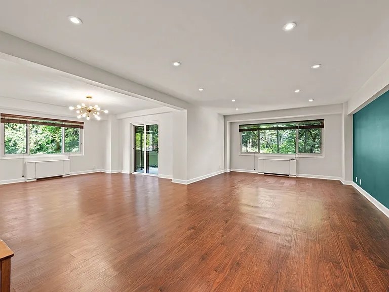 4201 Cathedral Ave NW #501W — Photo 2