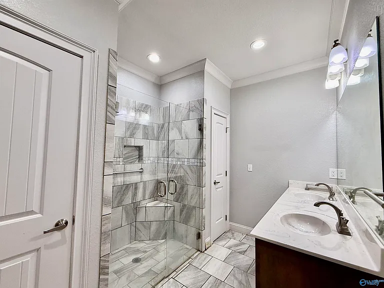 797 Thomas Ave — Photo 14