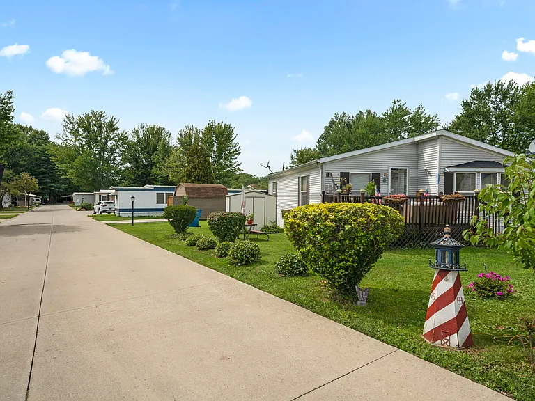6610 Lear Nagle Rd #13 — Photo 28