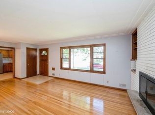 5219 Grandview Ln, Minneapolis, MN 55436