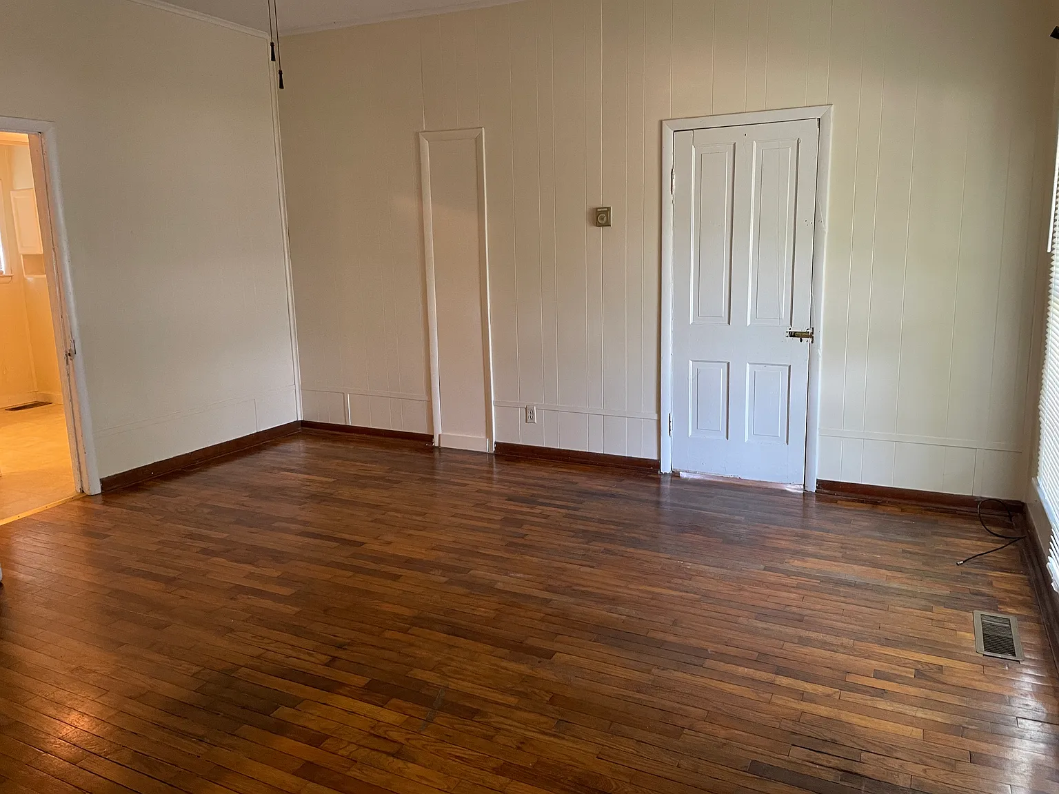 2 bed, $700 — Photo 4