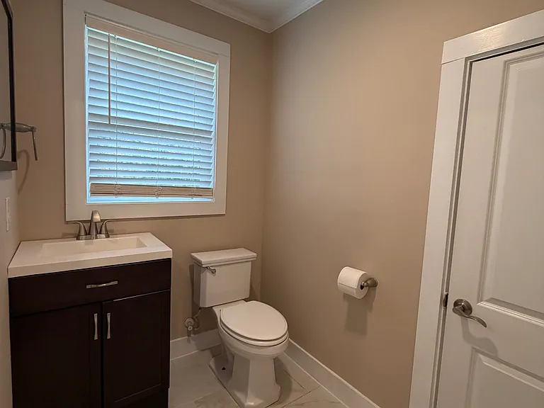 209 Bivens St — Photo 9
