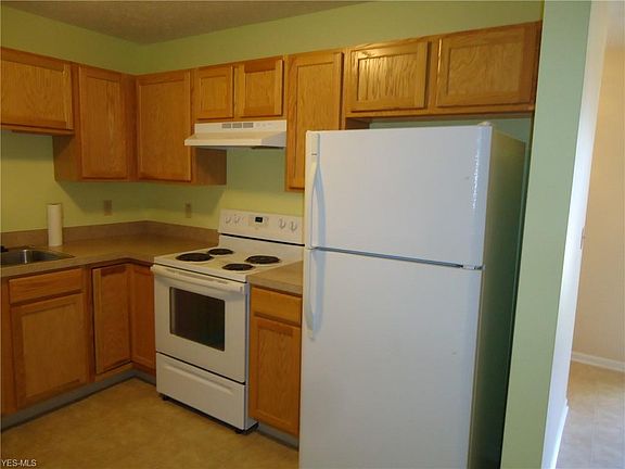 4th image of 358 Angela Ln Unit 17C