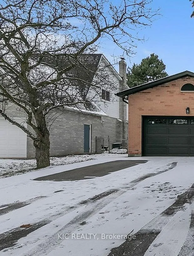 2 bed, $1,800 — Photo 2