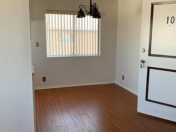 2nd image of 4047 W 129th St #10
