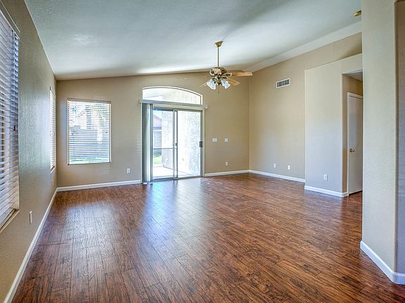 5th image of 3311 E San Angelo Ave