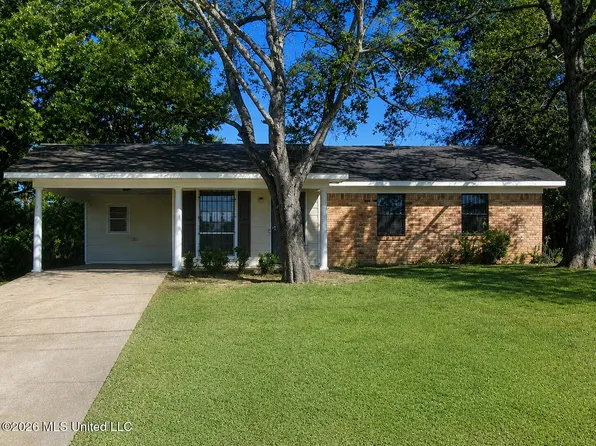 110 Cherry Hill Dr, Jackson, MS 39212