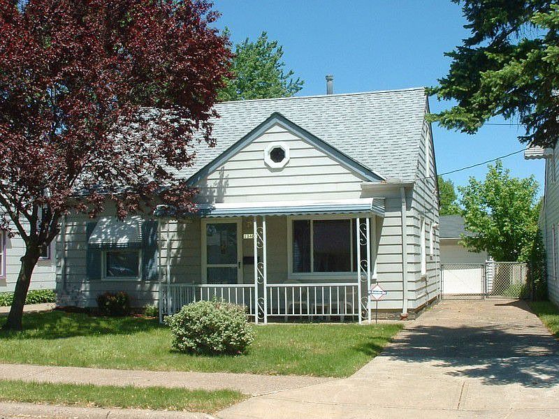 1st image of 13404 Sprecher Ave