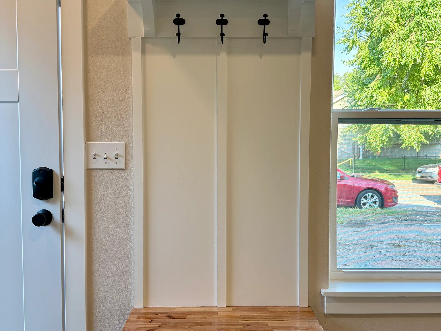 3 bed, $1,875 — Photo 3
