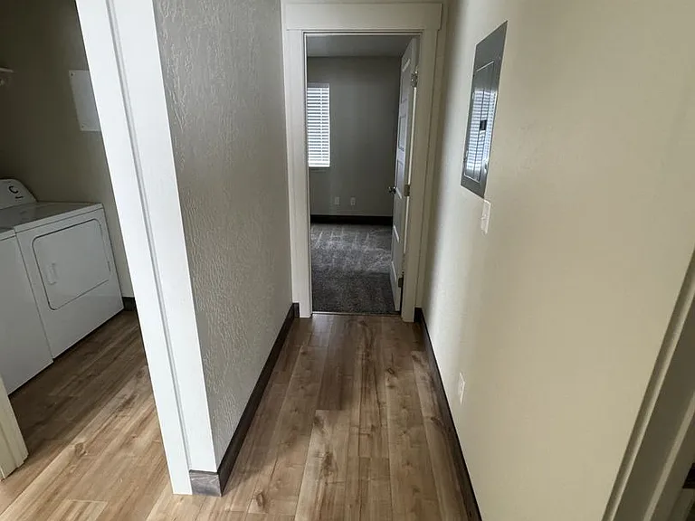 120 Jewel Basin Ct — Photo 13