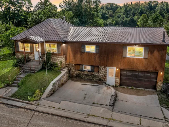 W2267 Saint 22 Hwy, Gillett, WI 54124