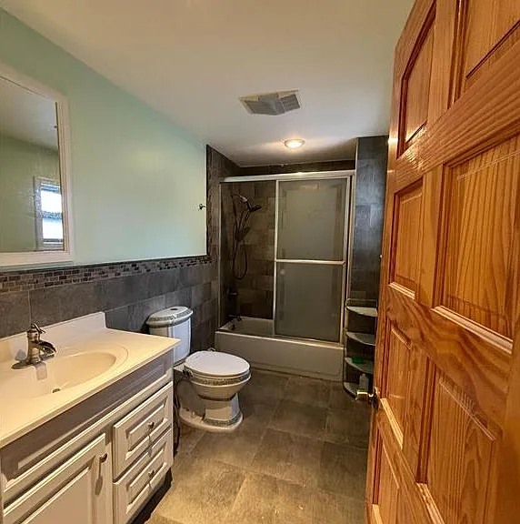720 Fairview Ave — Photo 6