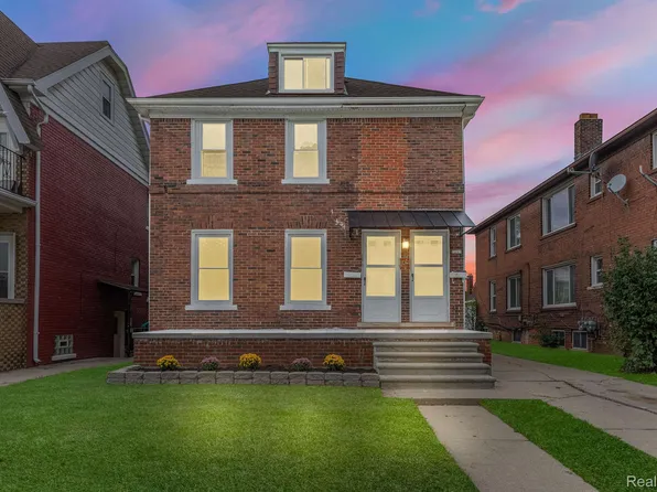 7235 Theisen St, Dearborn, MI 48126
