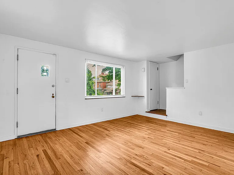 1205 Labelle Ave — Photo 3