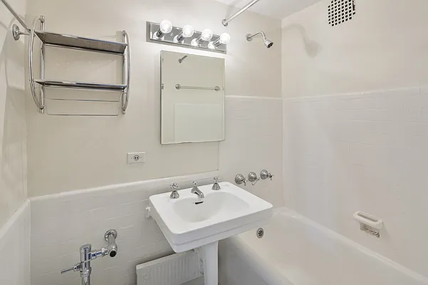 Rented by Compass | media 11