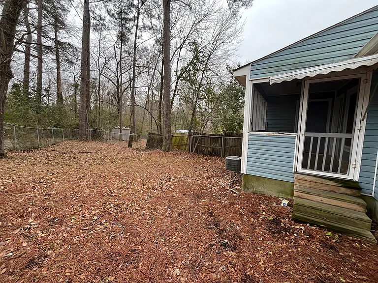 589 Bel Meade Pl — Photo 2