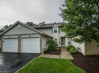 16353 Emerald Point, Cleveland, OH