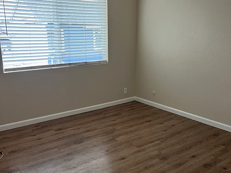1251 C St #204 — Photo 7