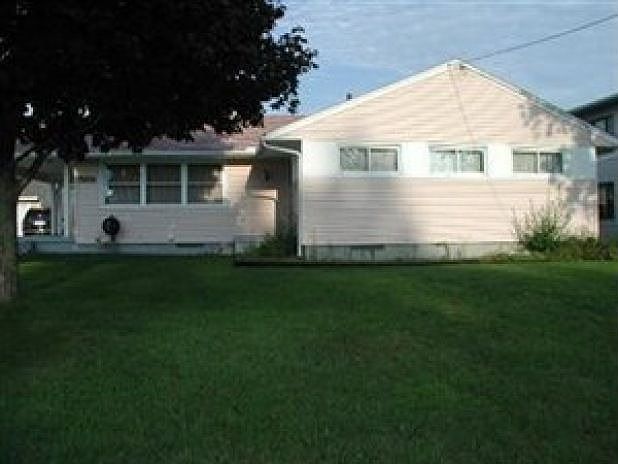 1st image of 599 Hilbish Ave