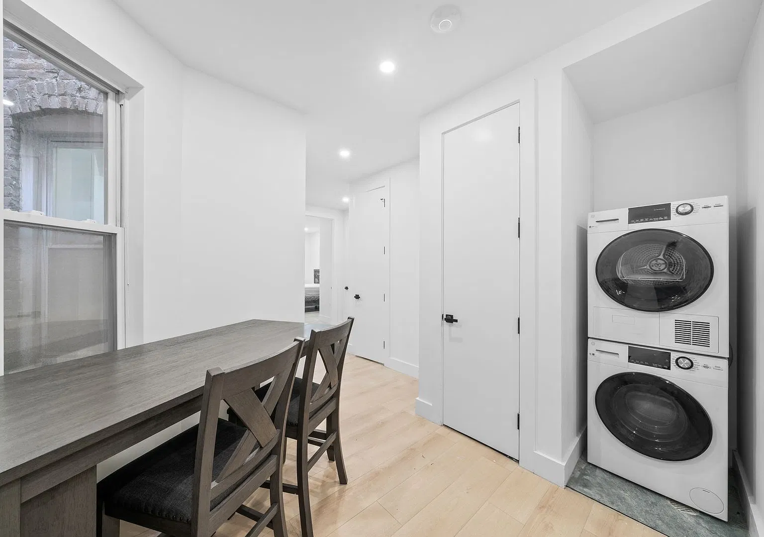 514 E188 BH LLC — Photo 3