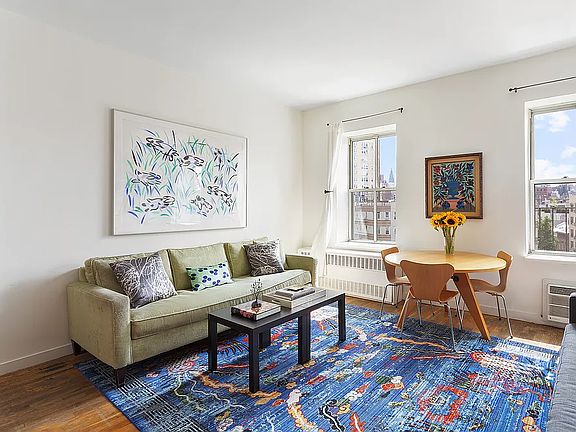 2nd image of 99 Bank St APT 6H