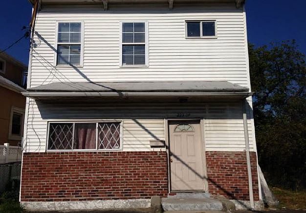 2nd image of 22307 147th Ave