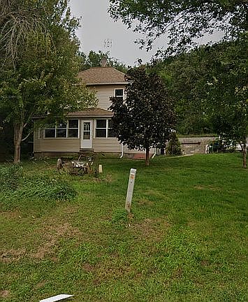 2nd image of 29895 Larpenteur Mem Rd