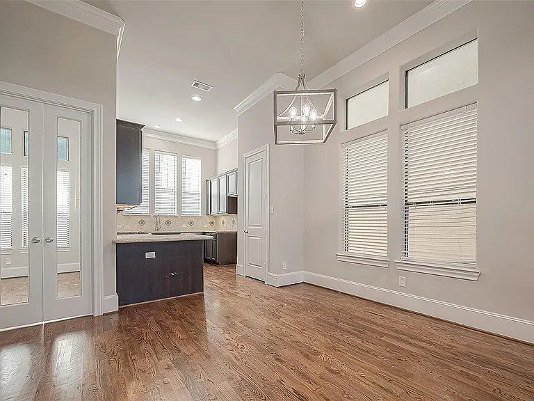 2634 Texas St — Photo 20