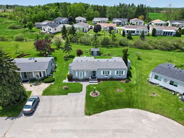 19 Hearts Content Ctr, Innisfil, ON L9S 1S2