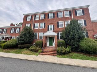 2919 S Buchanan St APT A1, Arlington, VA 22206