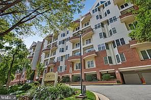 1st image of 301 S Reynolds St APT 611