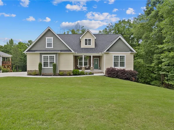 116 Woodstone Dr, Easley, SC 29642