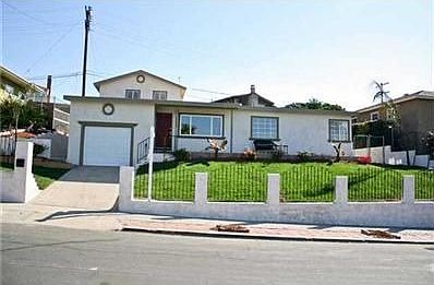 3rd image of 5555 Encina Dr