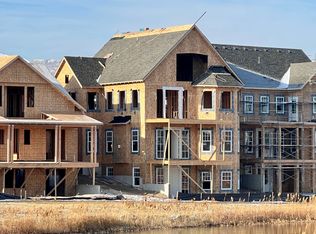 11041 S Lake Island Dr, South Jordan, UT 84009