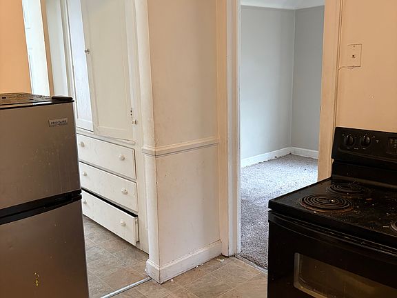 2nd image of 7533 Quinn St #1