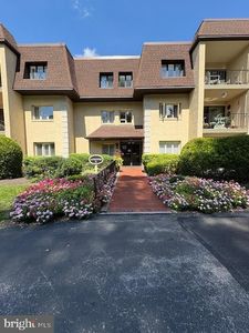 103 Summit Dr BUILDING A, Bryn Mawr, PA, 19010